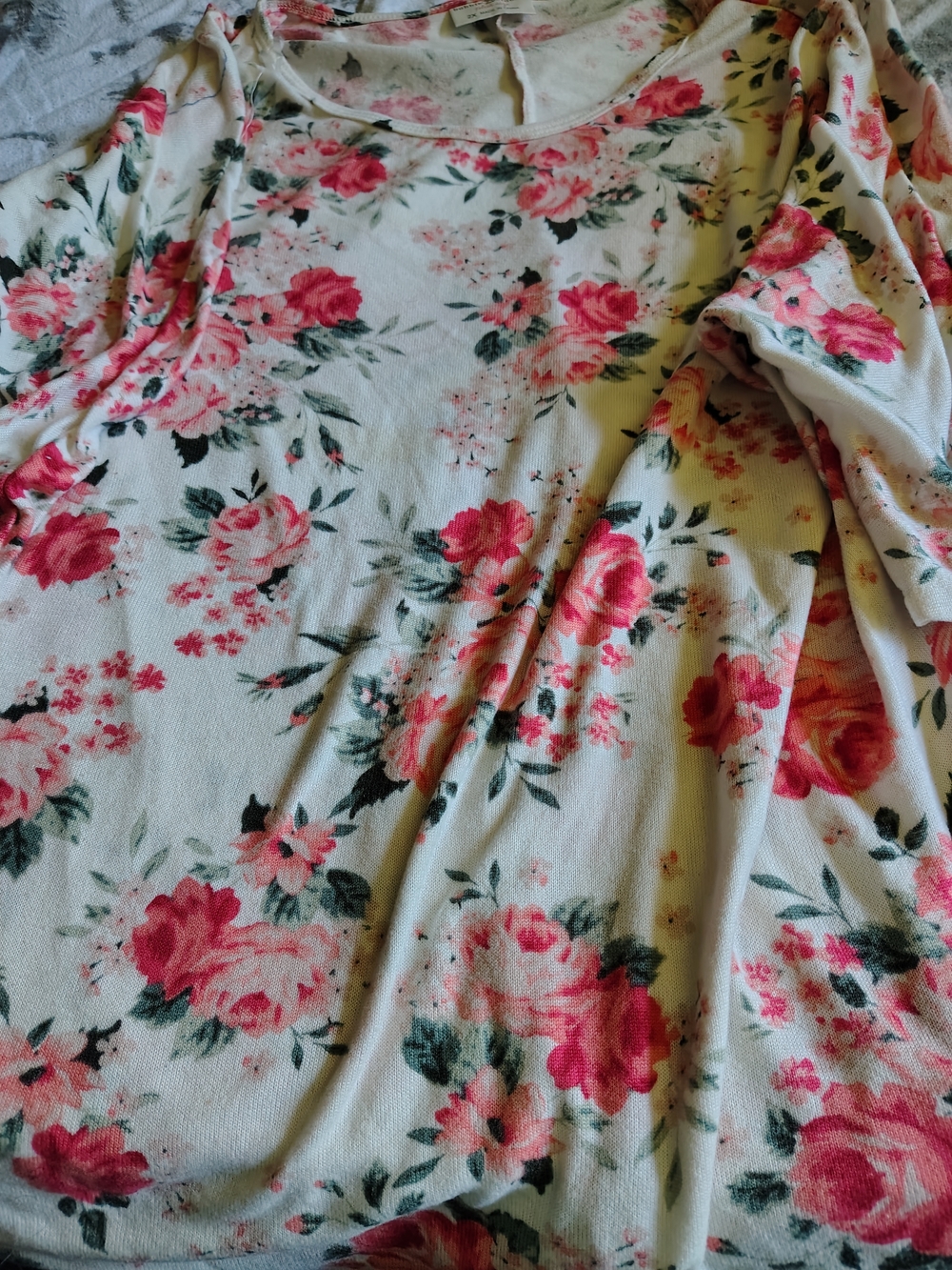 Floral Scoop Neck Top in Pink & Green